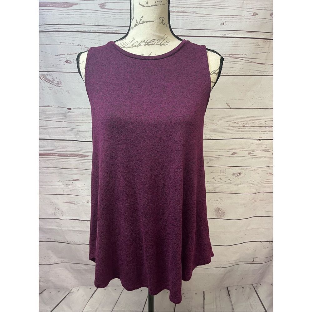 Old Navy small maroon tank top